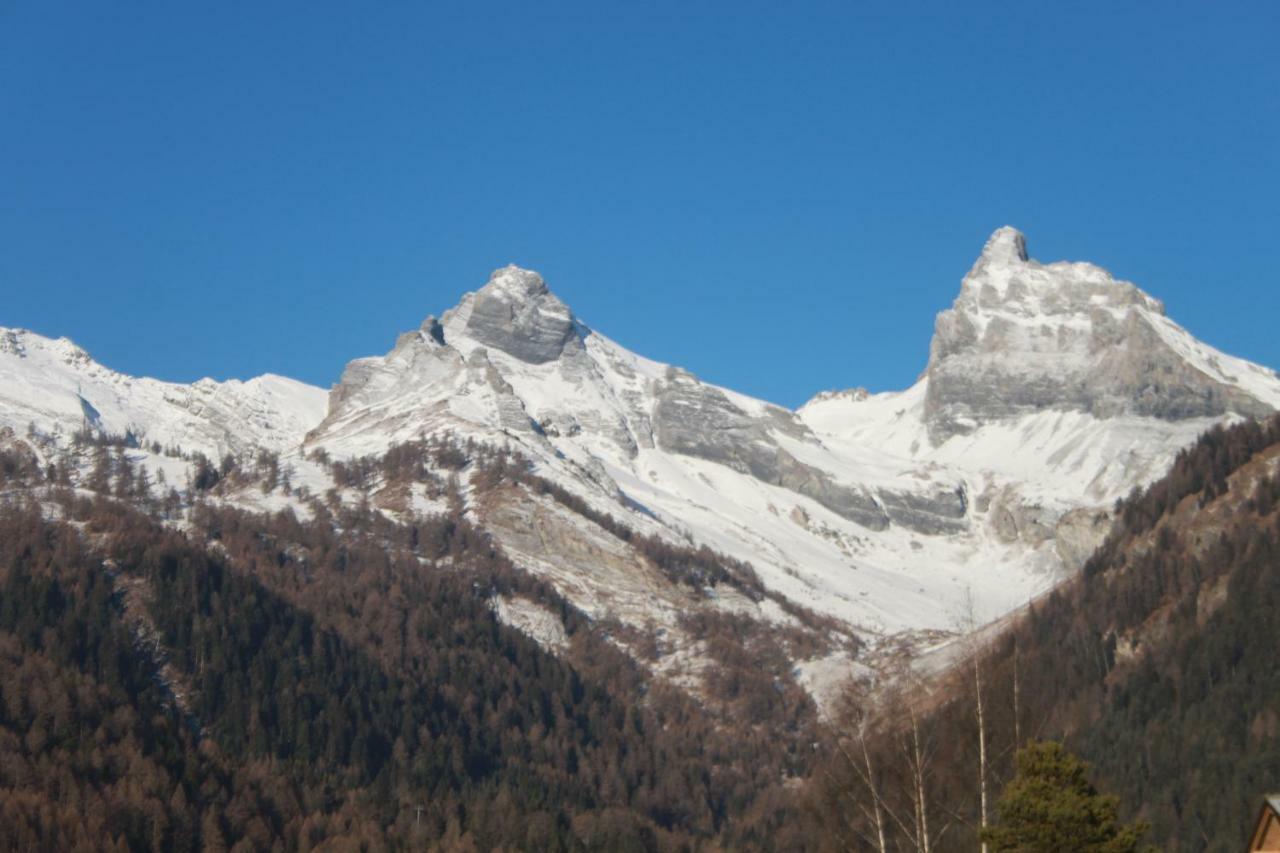 appartement dans le centre thermal les Sources Ovronnaz Extérieur photo